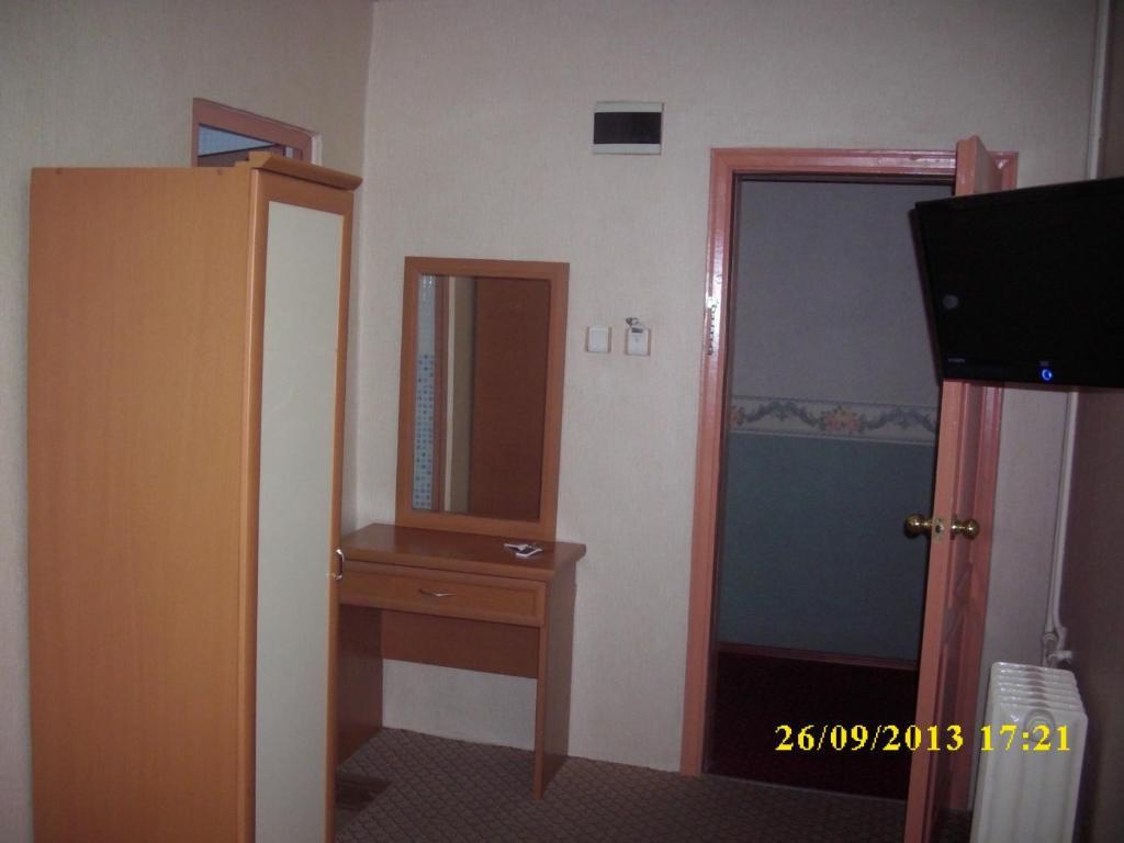 Saray Hotel Edirne Habitación foto
